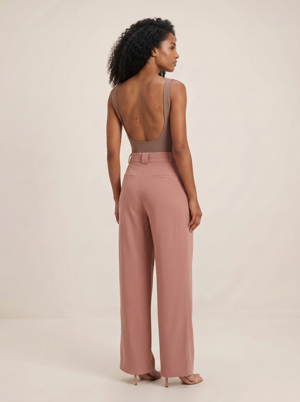 Calça Alfaitaria Marina - Mocha Mousse